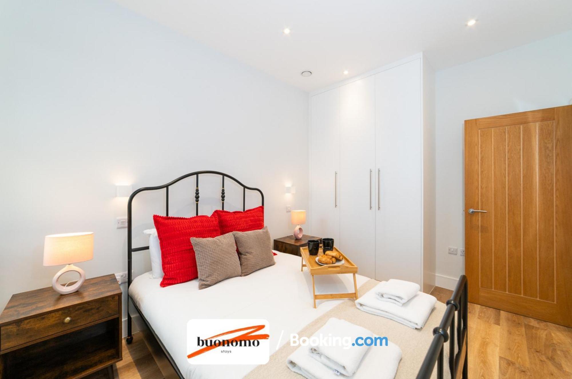 Two Bedroom Apartment At Buonomo Stays Short Lets & Serviced Accommodation Close To Wimbledon Tennis Courts Londýn Exteriér fotografie