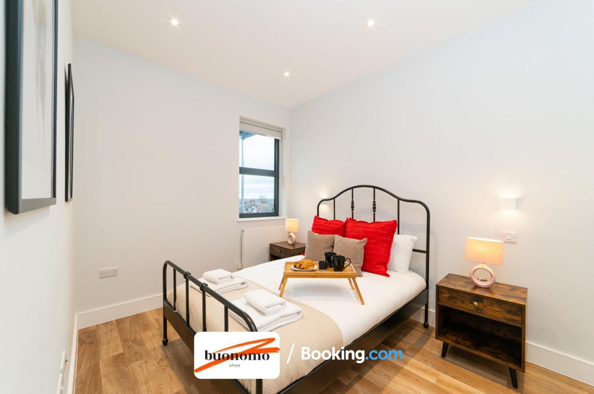 Two Bedroom Apartment At Buonomo Stays Short Lets & Serviced Accommodation Close To Wimbledon Tennis Courts Londýn Exteriér fotografie